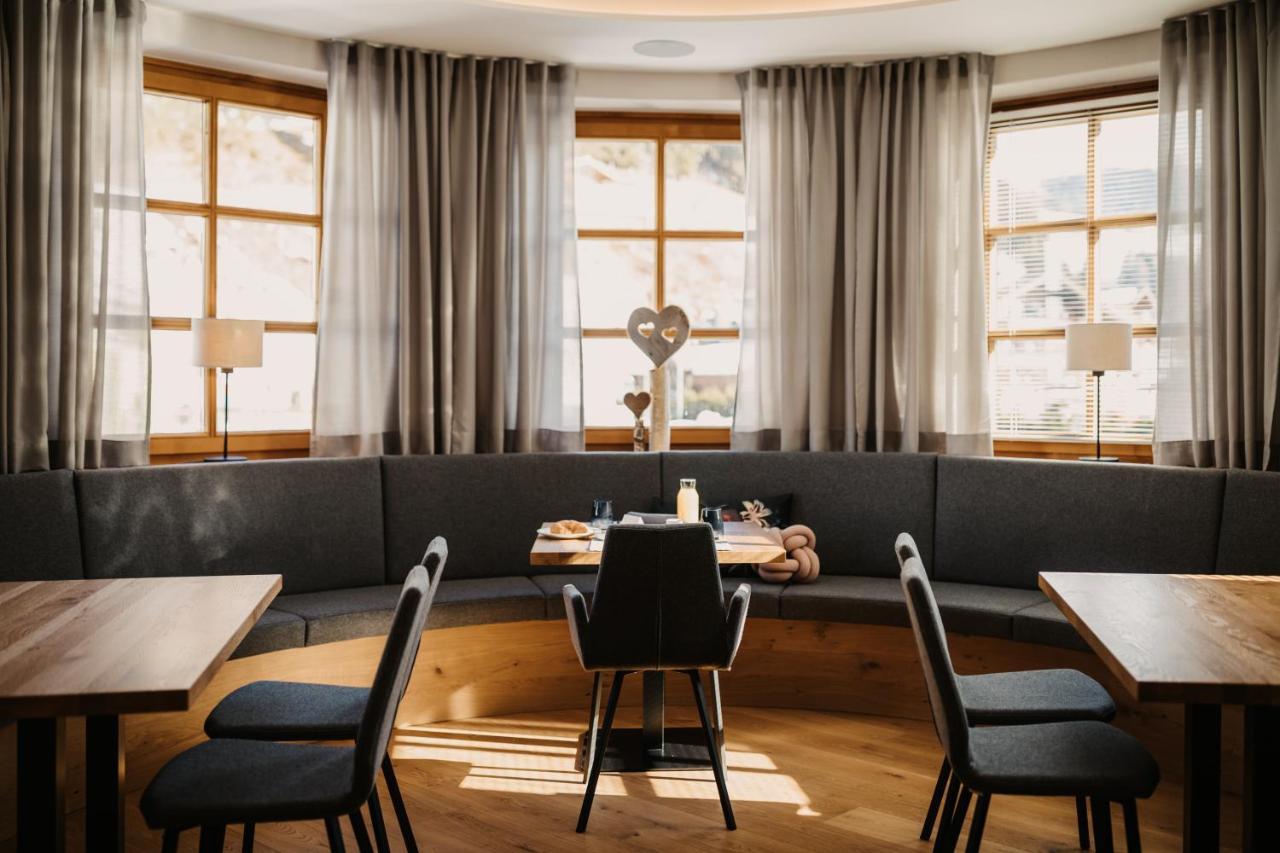 Hotel Happy Филцмос Екстериор снимка